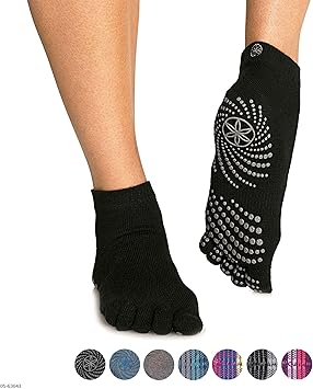 Amazon.com: Gaiam Grippy - Calcetines de yoga: Sports & Outdoors