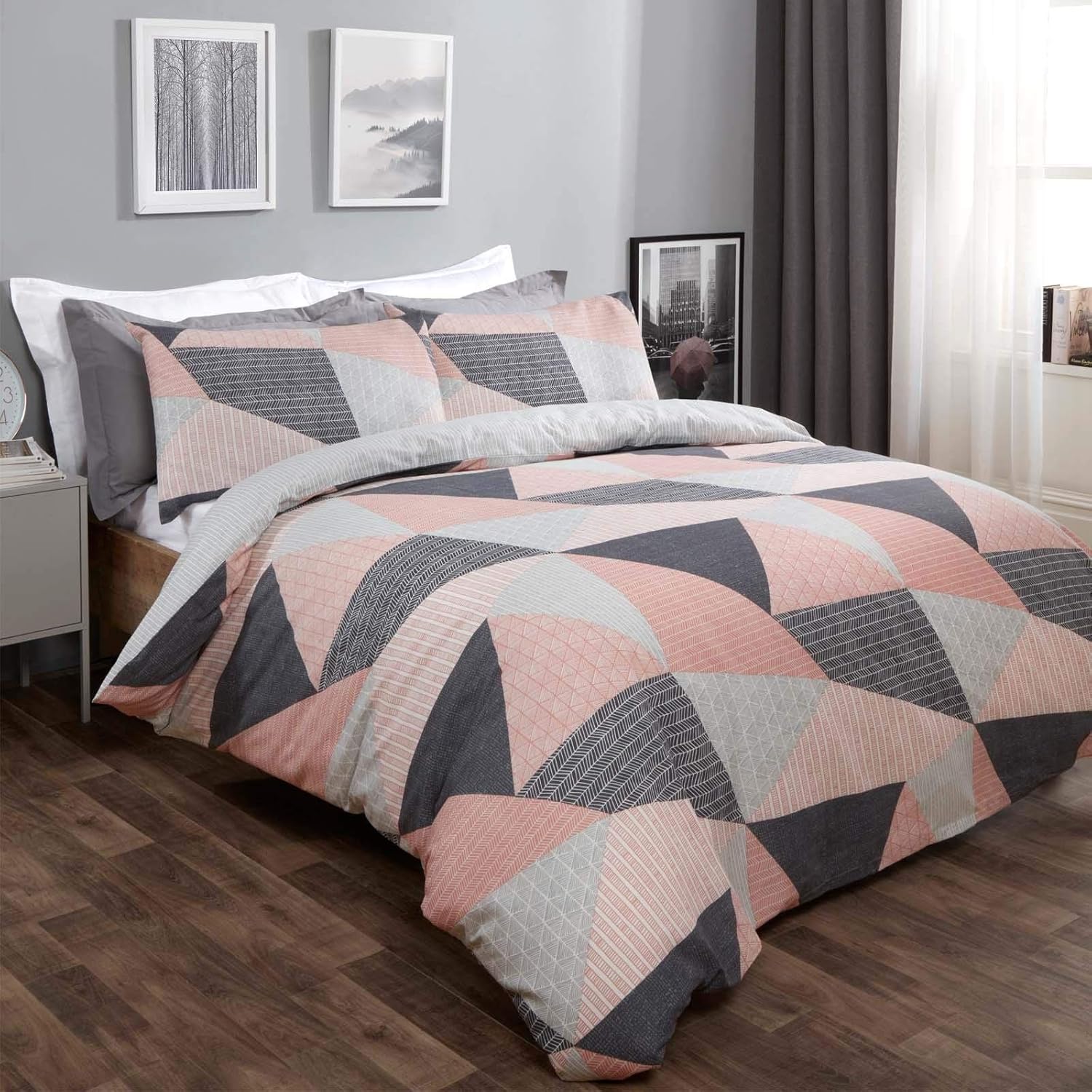 Dreamscene Geometric Duvet Cover with Pillowcases Textured Scandi Pink