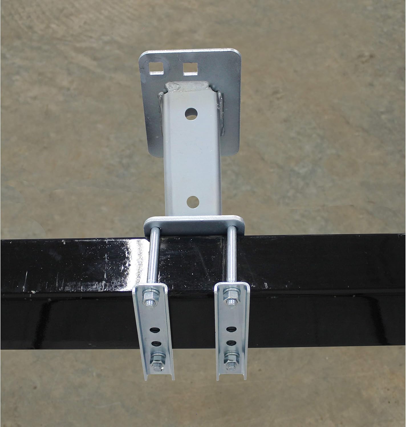 Extreme Max 3004.4553 Economy Spare Tire Carrier: Automotive
