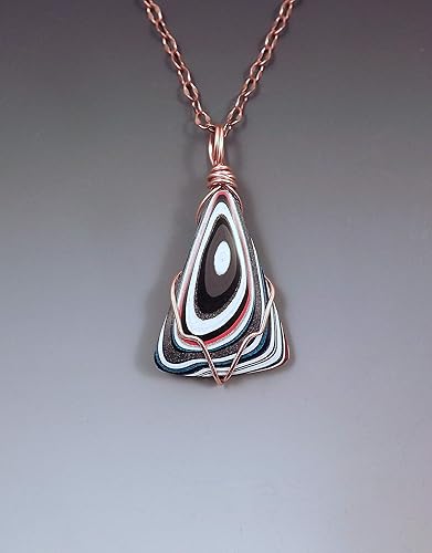 Amazon Com Fordite Detroit Agate Bull S Eye Wire Wrapped Michigan Made Unisex Fordite Copper Fordite Necklace Handmade
