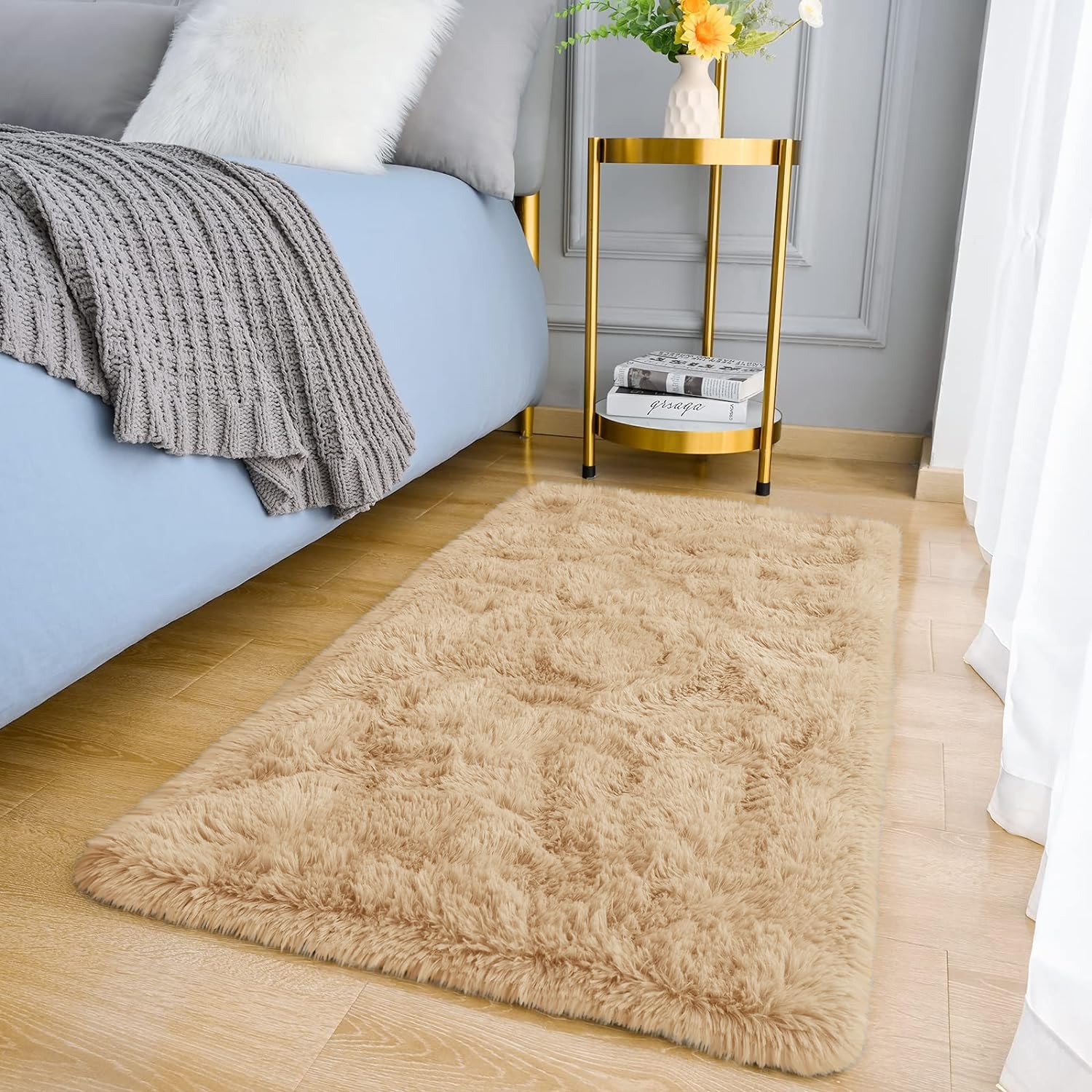 MOONLIGHT20015 Rugs Living Room – Fluffy Beige Shaggy Area Rugs for Bedroom – Super Soft Small Thick Pile Non Slip Non-Shedding Rug – Plush Carpet for Dining Room, 50cm x 80cm