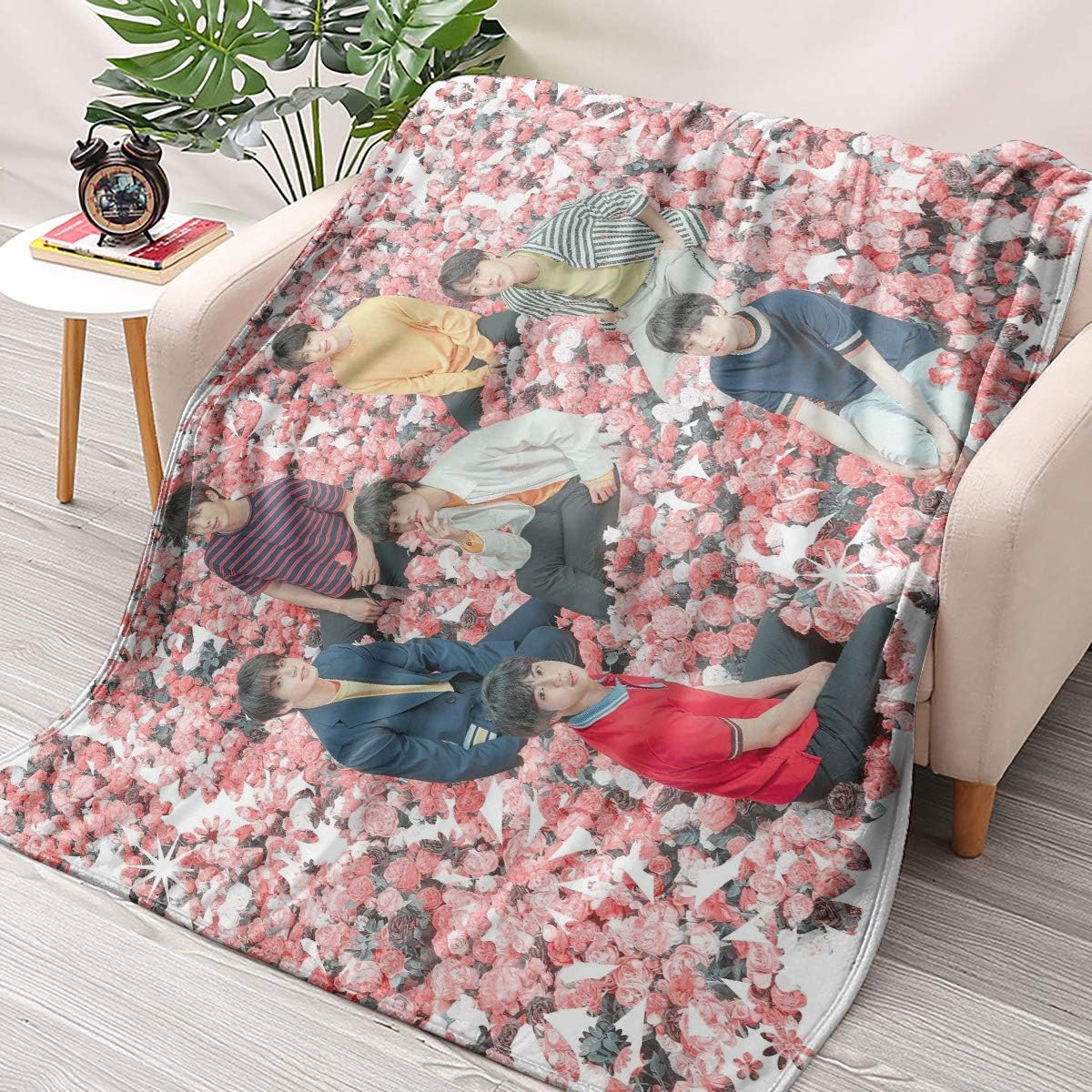 HAIZIVS Kpop BTS World Tour Flannel Throws Blankets Couch Sofa Fuzzy Blanket for Traveling Camping Home (45" x 60" / 114cm x 152cm)