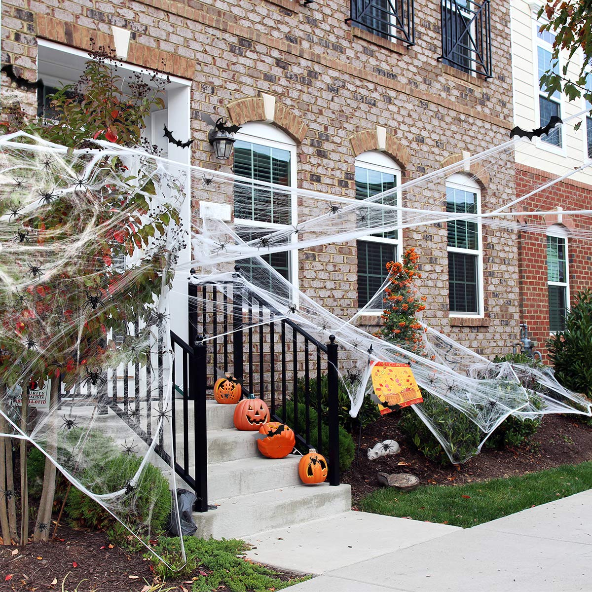 TOYMYTOY Halloween White Spider Web Cobweb Decoration Set for Haunted House (100g Cotton Web + 4pcs Large Spiders + 100pcs Small Spiders + 40pcs Medium Spiders + 20pcs Bats)