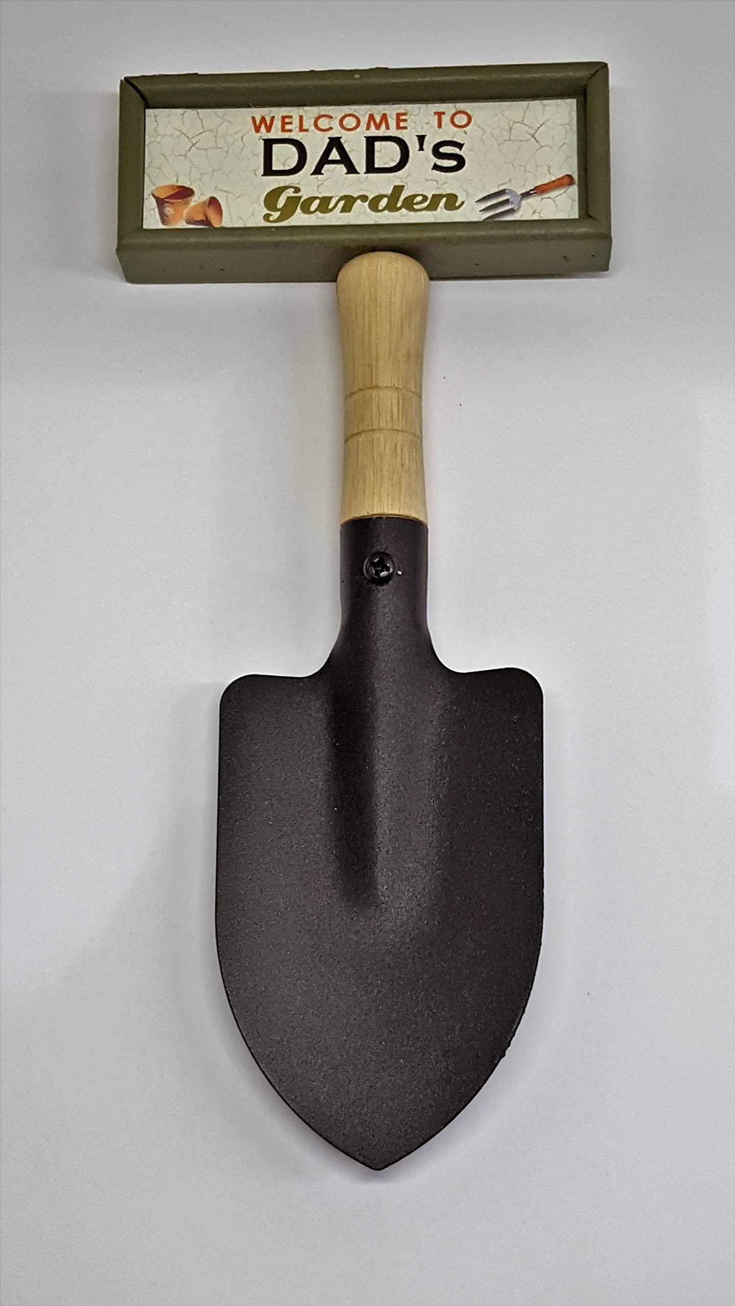 tlm wholesale Welcome to Dad's garden hanging shovel sign