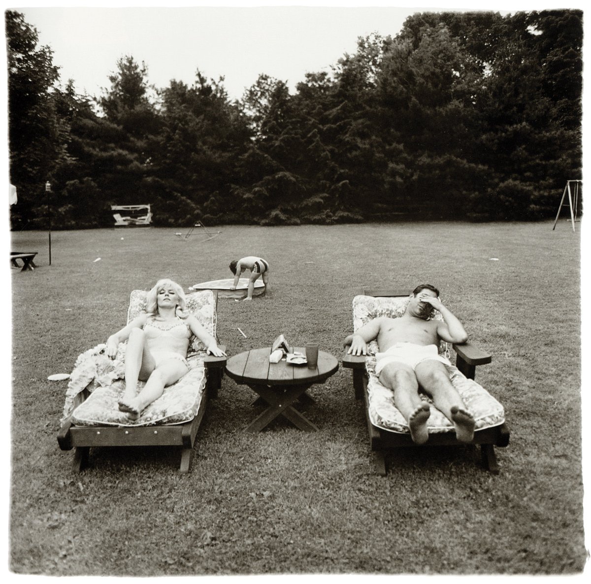 diane arbus female photographer