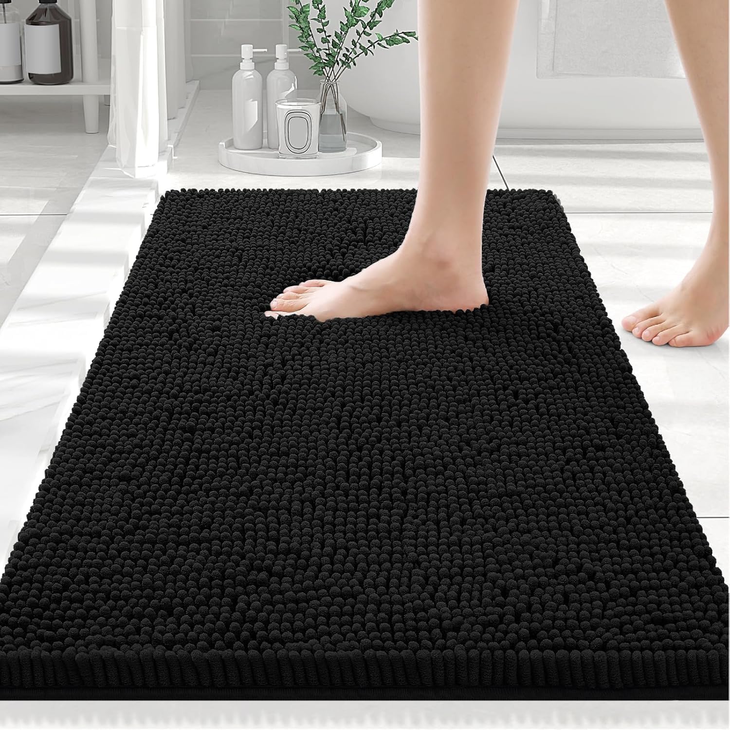 smiry Chenille Bath Mat, 50 x 75 cm, Non-Slip Super Absorbent Bathroom Mat Extra Soft Fluffy Bath Mats for Bathroom Thick Machine Washable Bathroom Floor Mats Rugs, Black