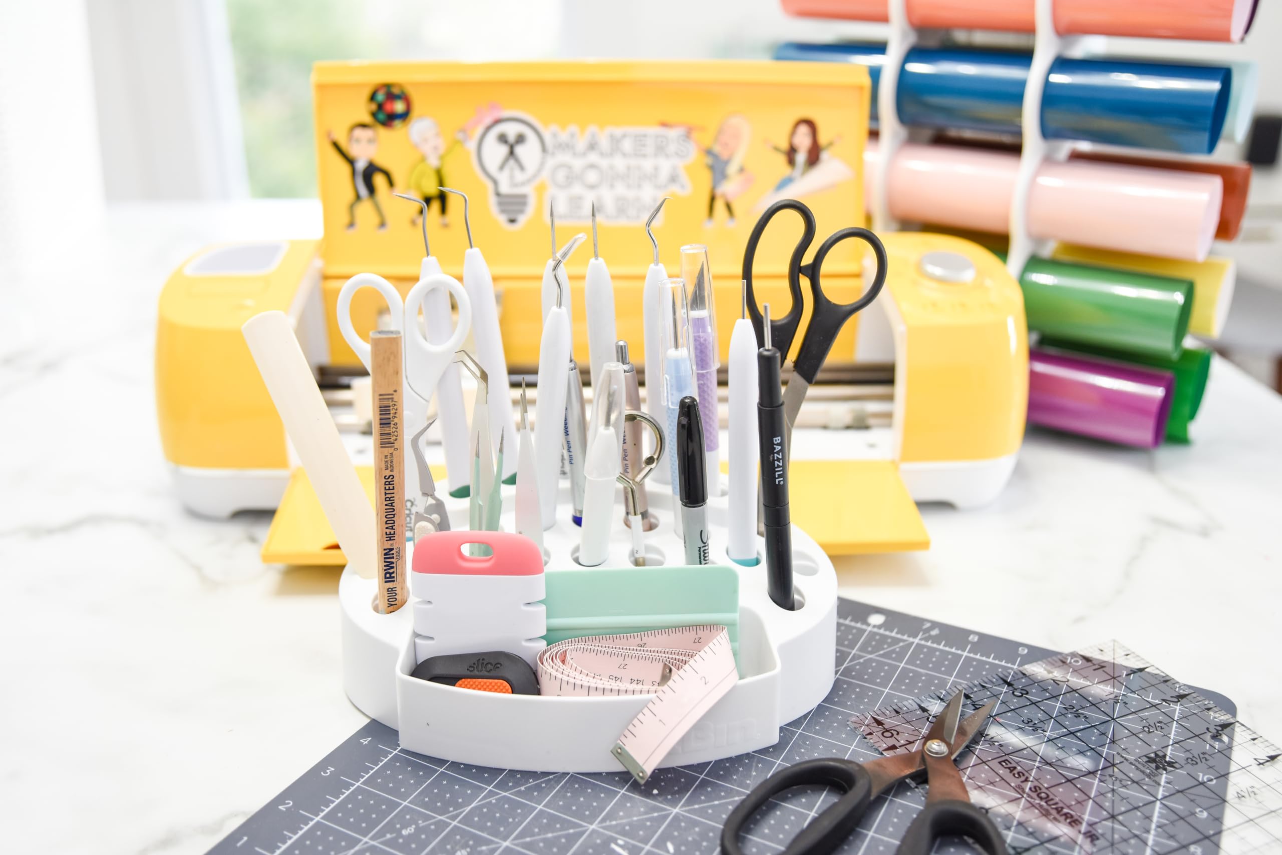 ArtBin 6974AG Desktop Accessory Storage with 24 Slots, [1] Art & Craft Organizer, White