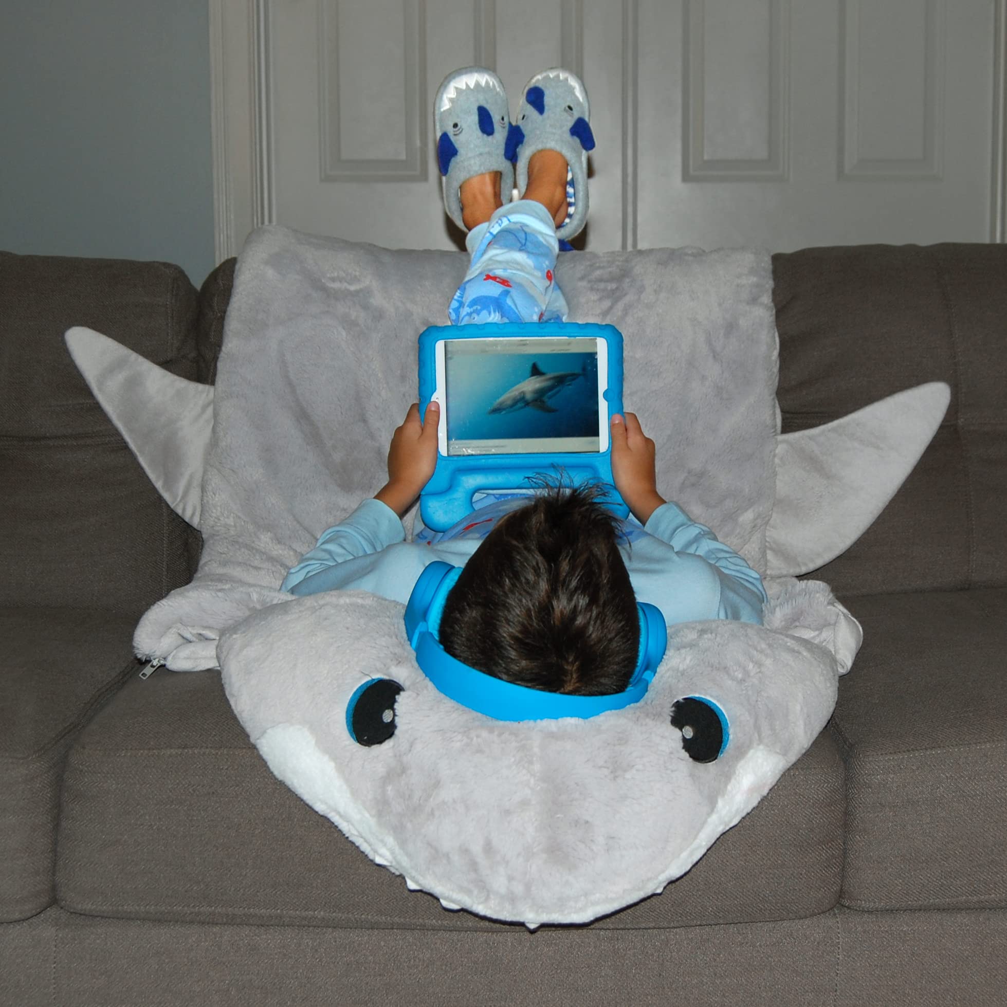 Dearfoams unisex-child Kids Toddlers Whimsical Animal Critter Washable Slipper