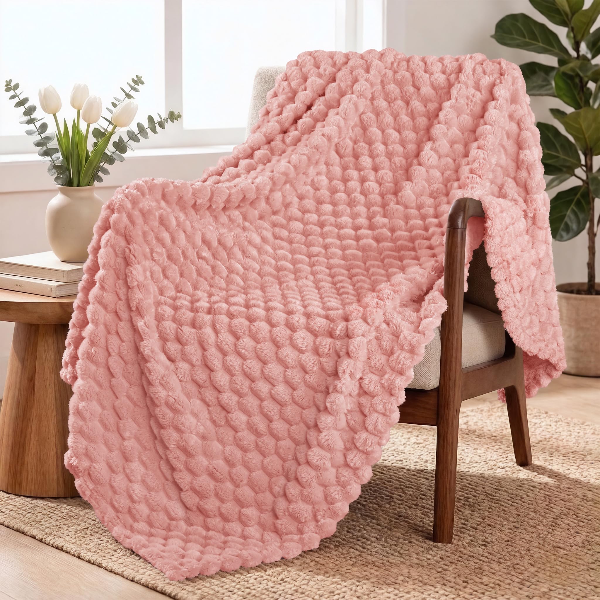 Exclusivo Mezcla Fleece Throw Blanket for Couch, Extra Large Fuzzy Dusty Pink Bed Blankets, Soft Cozy Plush Sofa Throws for All Seasons, 127x178 CM