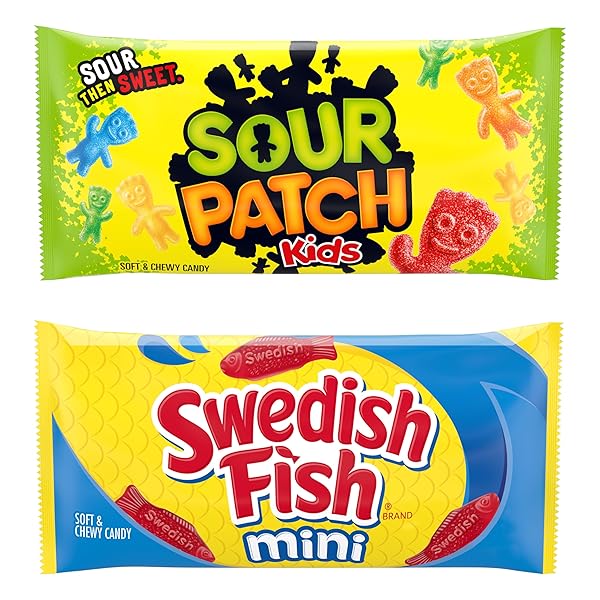SOUR PATCH KIDS AND SWEDISH FISH MINI THE SUMMER I TURNED PRETTY SOFT & CHEWY CANDY VARIETY PACK, BULK CANDY, 20 SNACK PACKS