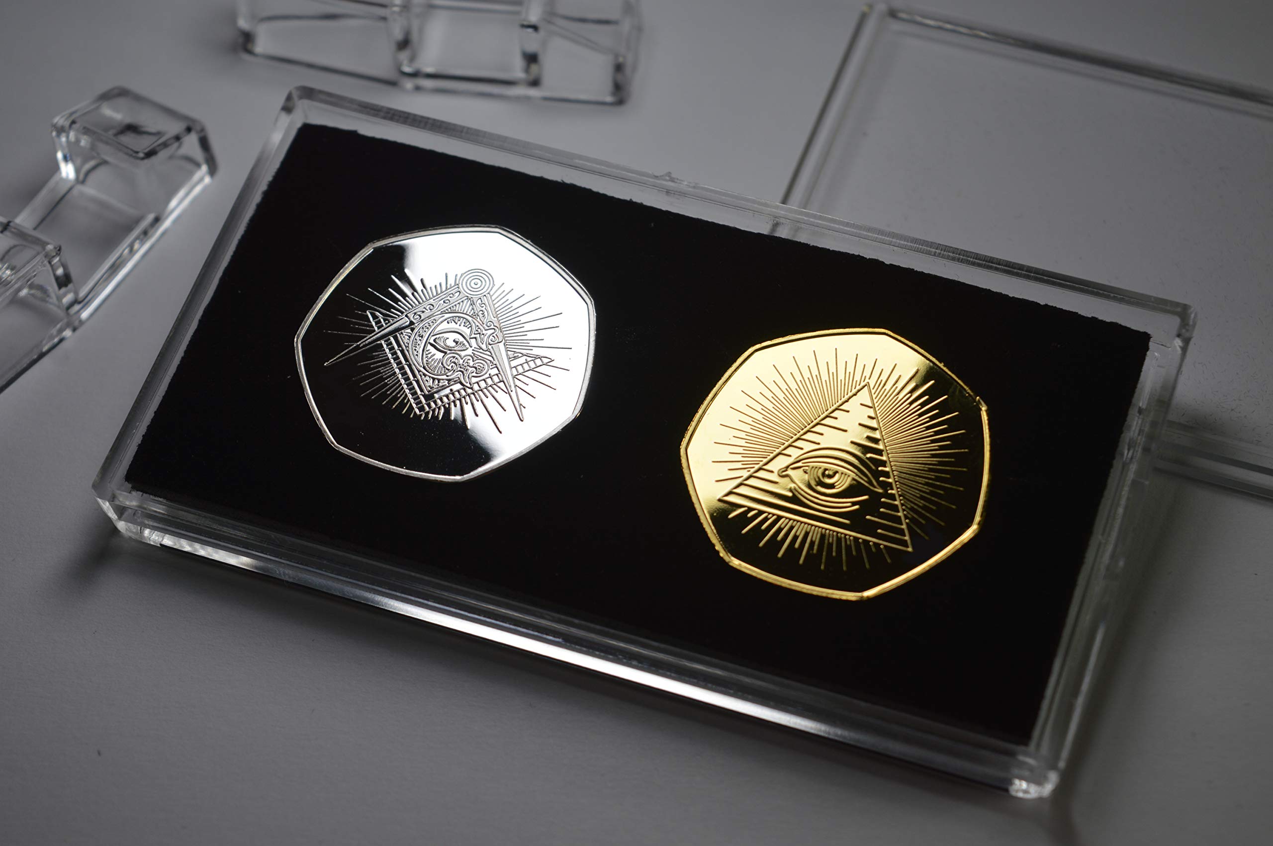 Pair of FREEMASONS, MASONIC Silver & 24ct Gold Commemoratives in 50p Coin Display/Presentation Case. Square & Compasses, All Seeing Eye, Illuminati, Masons, Lodge