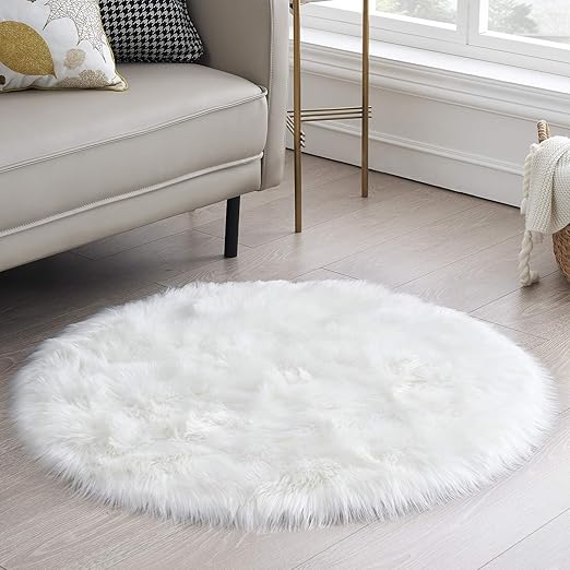 Amazon Com Ciicool Soft Faux Sheepskin Fur Area Rugs Round Fluffy Rugs For Bedroom Silky Fuzzy Carpet Furry Rug For Living Room Girls Rooms White 3 X 3 Feet Kitchen Dining
