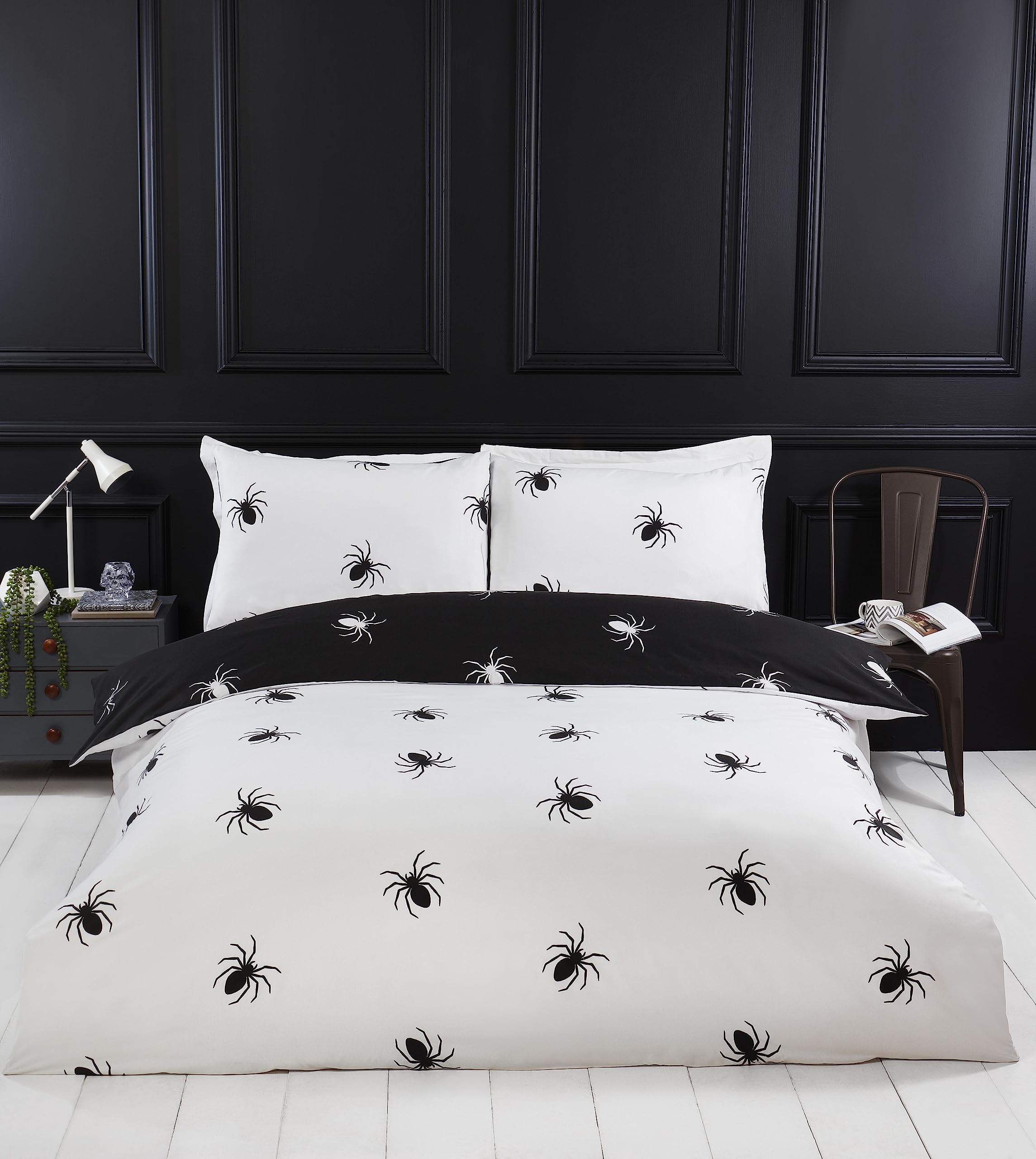 Rapport Home King Duvet Cover Set - Black Spider Web Design, Reversible Monochrome Bedding - Soft Microfibre, Easy Care for Teen & Adult Bedrooms