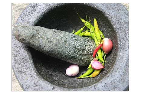 deinebilder24 - Leinwand-Bilder - 70 x 90 cm - Thai kochen, Steinmörser, chilli