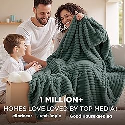 Bedsure GentleSoft Mallard Green Fleece Blanket for