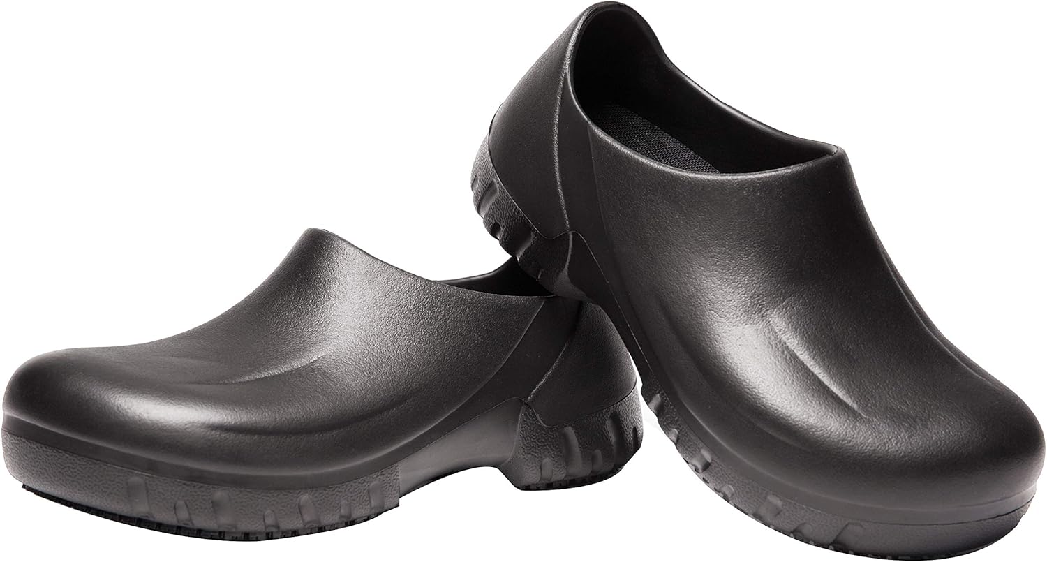 non slip oil and water resistant shoes