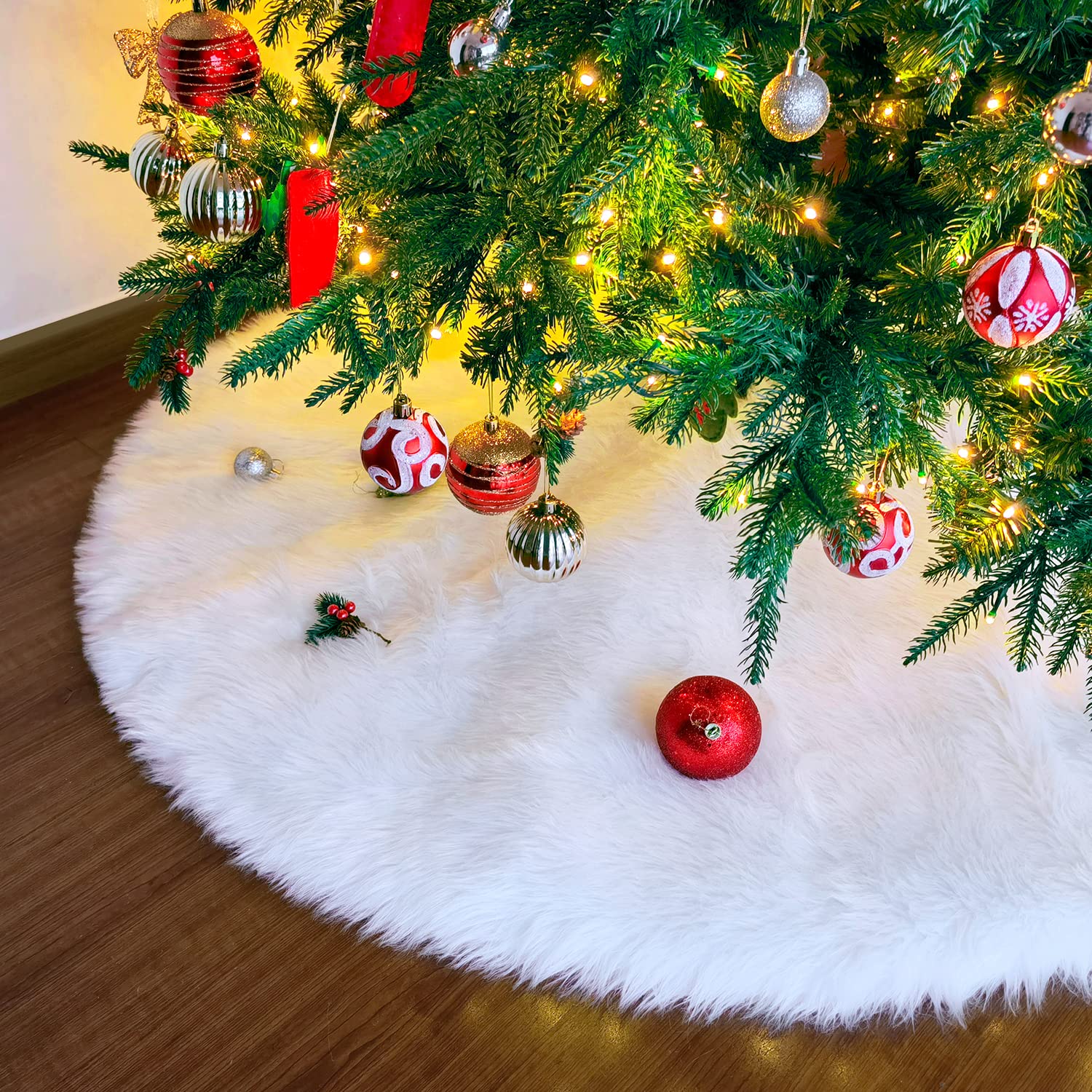 NTMY Christmas Tree Skirts, 48 Inch Faux Fur White Tree Skirts for Xmas Decorations