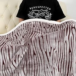 MACEVIA Sherpa Fleece Throw Blanket for Couch 3D
