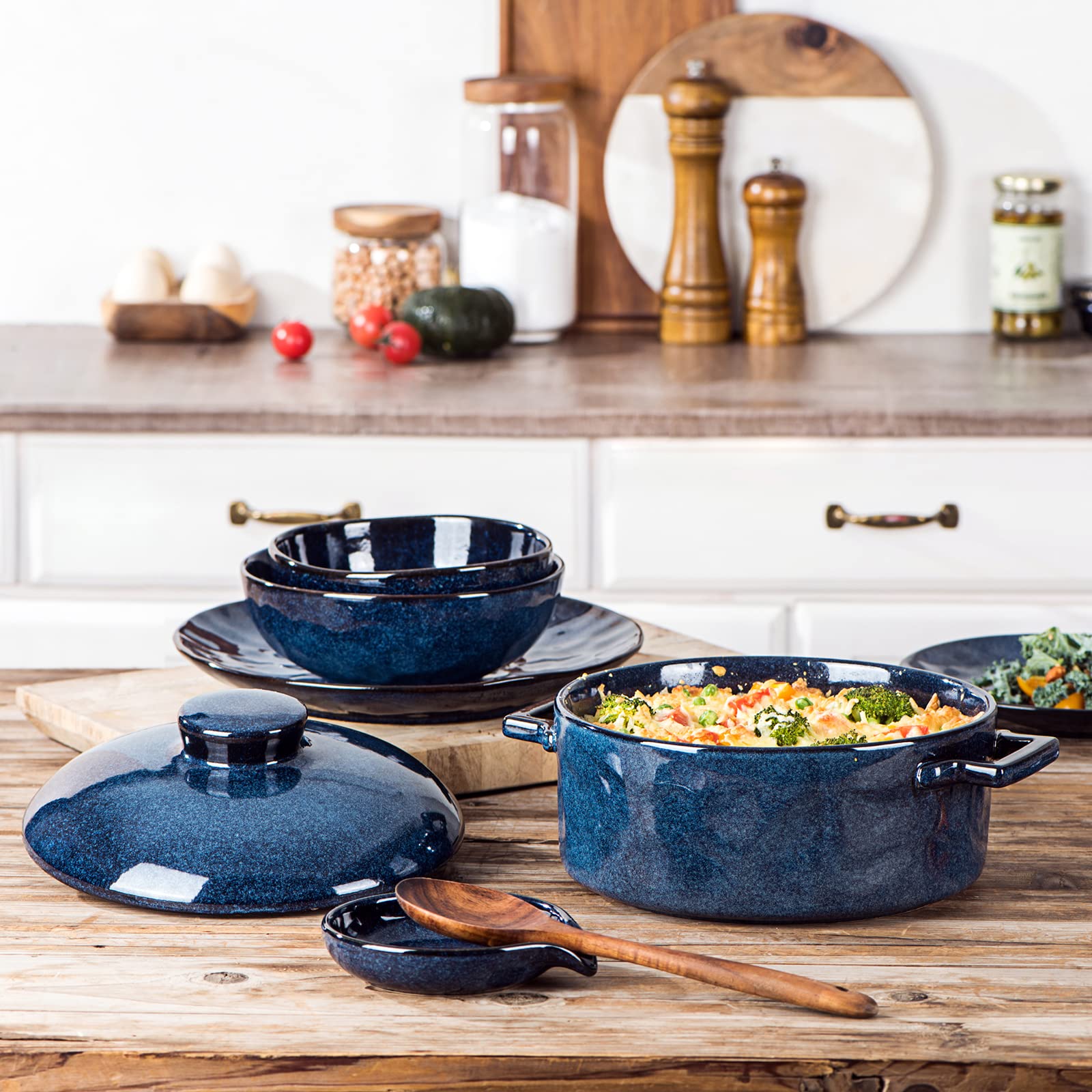 vicrays Casserole Dish with Lid - Ceramic Lasagna Pan Deep 2 Quart Round Baking Dishes Covered Bakeware for Oven Safe Serving Dish with Handles for Party Dinner Banquet Daily Use (Blue)