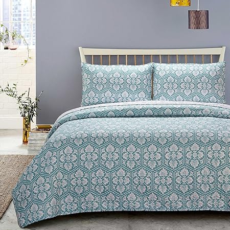 Skipper Furnishings Quilted and Reversible Microfibre Double Bed Spread and 2 Pillow Covers - Blue