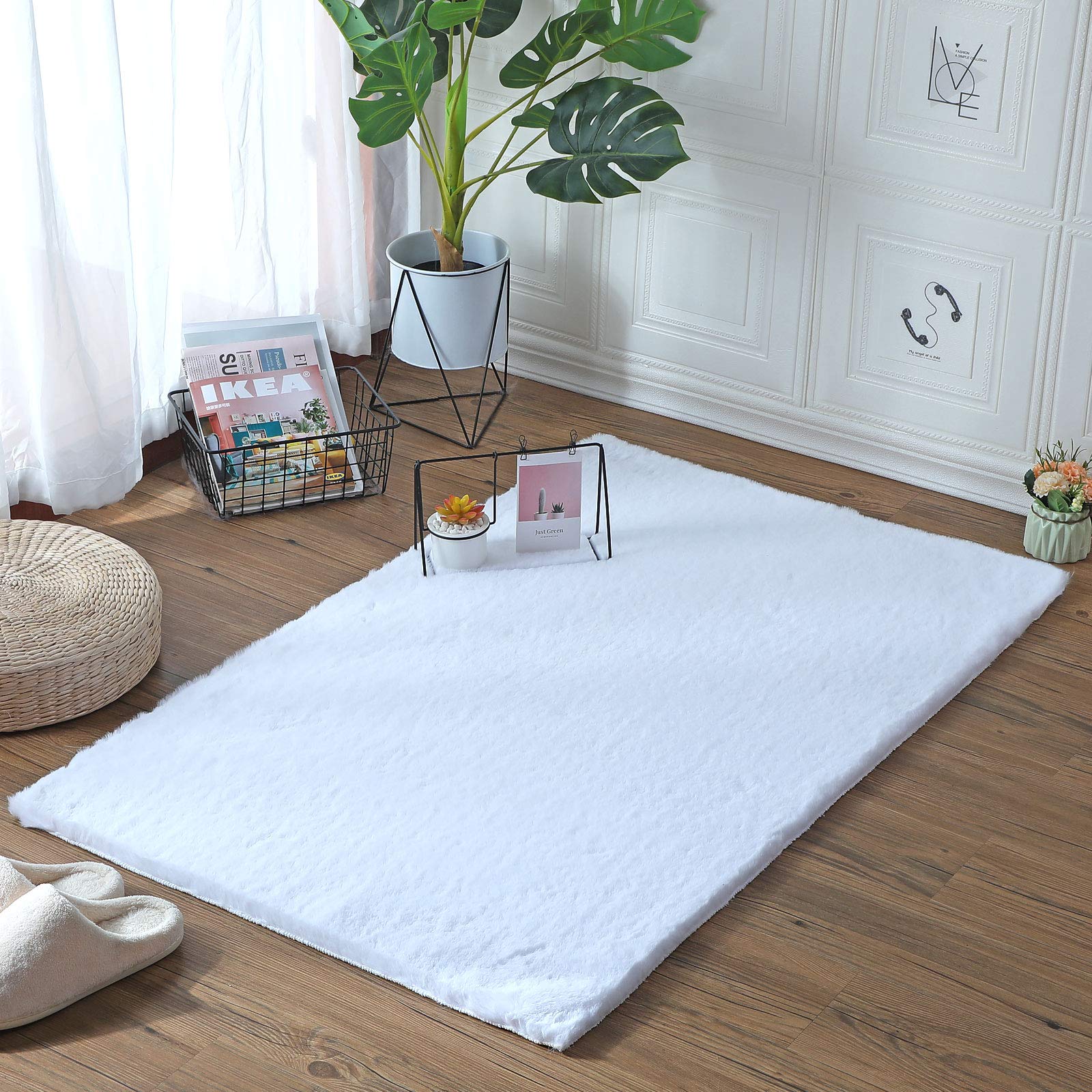 HEQUN Faux Sheepskin Area Rug,Lambskin Fur Rug,Super Soft Faux Rabbit Fur Rug| Fluffy Rug for the Bedroom, Living Room or Nursery | Furry Carpet or Throw for Chairs| No Shedding Non-Slip Durable