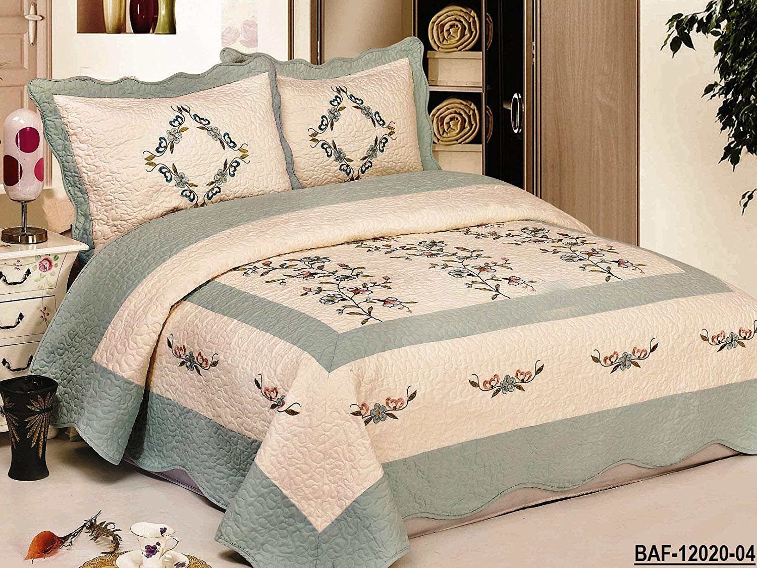 3pcs High Quality Fully Quilted Embroidery Quilts Bedspread Bed