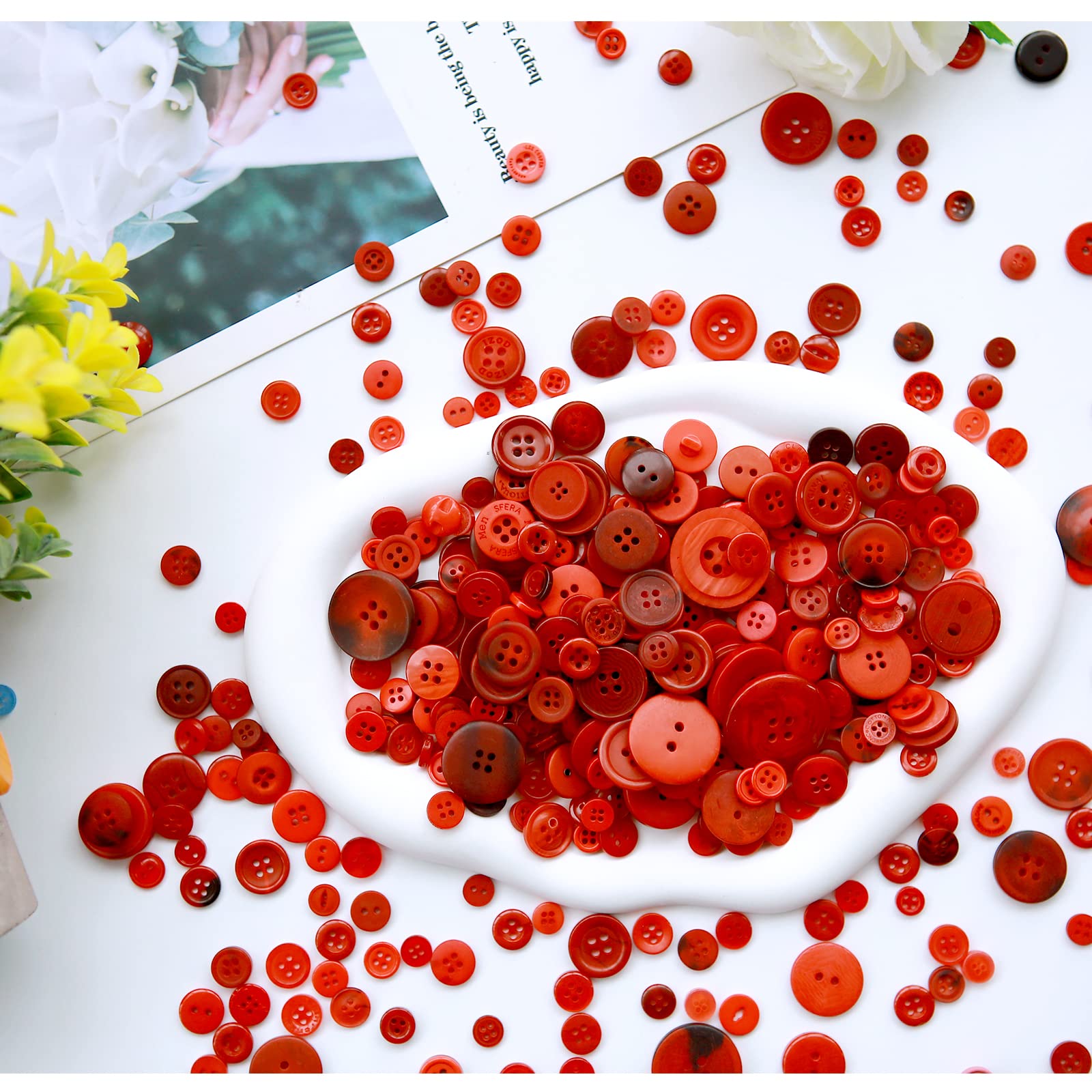 Greentime 250-300 Pcs Buttons for Crafts Assorted Size for Christmas Party Decorations Sewing DIY Crafts Decoration-Red