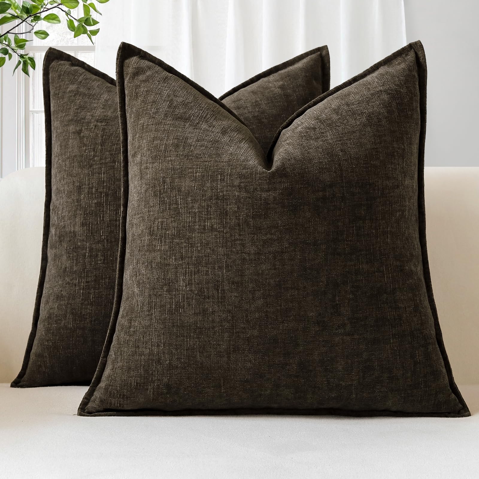 Sungeek Set of 2 Soft Chenille Cushion Covers 60x60cm Square Decorative Throw Pillow Covers with Stitched Edge Solid Dyed Pillow Cases Covers for Home Decor Couch Sofa Bed Living Room, Brown