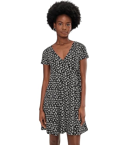 toad and co dresses Toad&Co Women's V-Neck Tencel Dress The textured softness of the material reminds us of our favorite t Whole Earth Provision Co. |