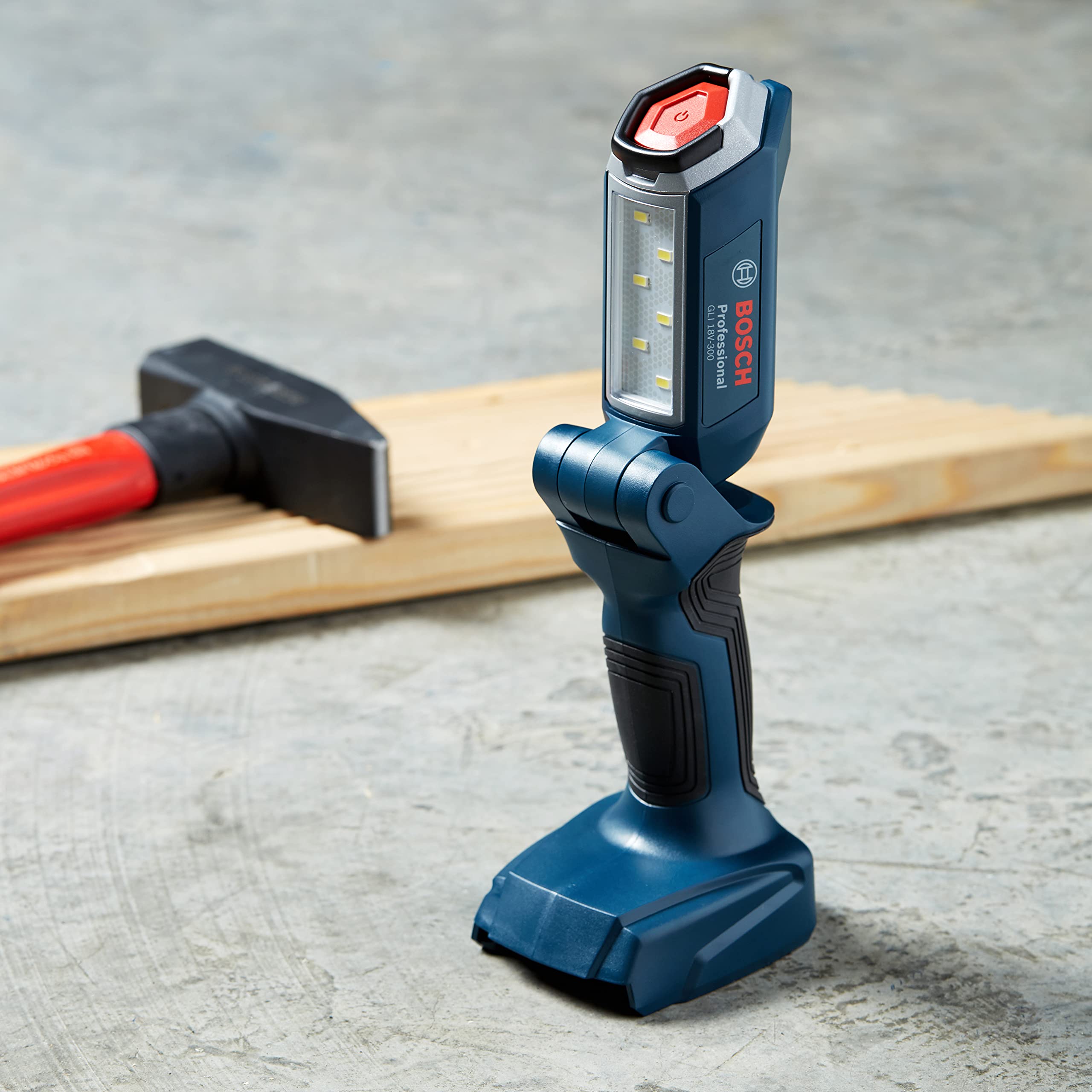 Bosch Professional 18V System Akku LED-Baustellenlampe GLI 18V-300 (max. Helligkeit 300 Lumen, ohne Akku/ Ladegerät) 2