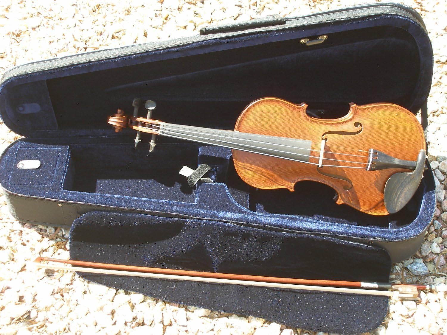 Gems 2 Violin By Gliga, 4/4 Size, Case, Bow 4 Tuners, Rosin