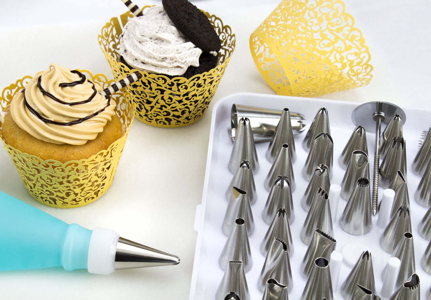 Cake Decorating Tips Set Includes 52 Stainless Steel Icing Tips, Pastry Bag, 817997021105 eBay