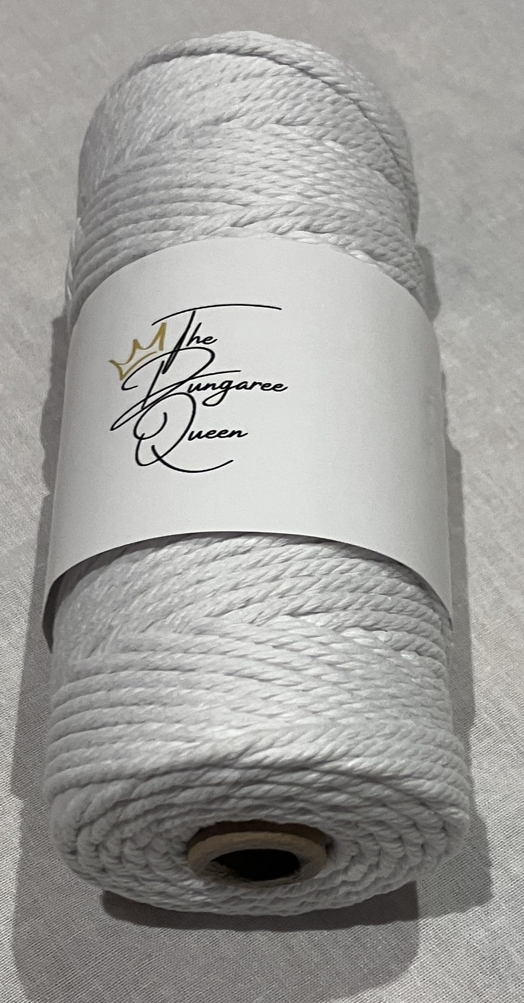 Dungaree Queen 3mm x 100m Macrame Cord, Dream Catchers, Wall Hanging. 100% cotton, soft, strong and durable. The cord is available in a variety of colours. (White)