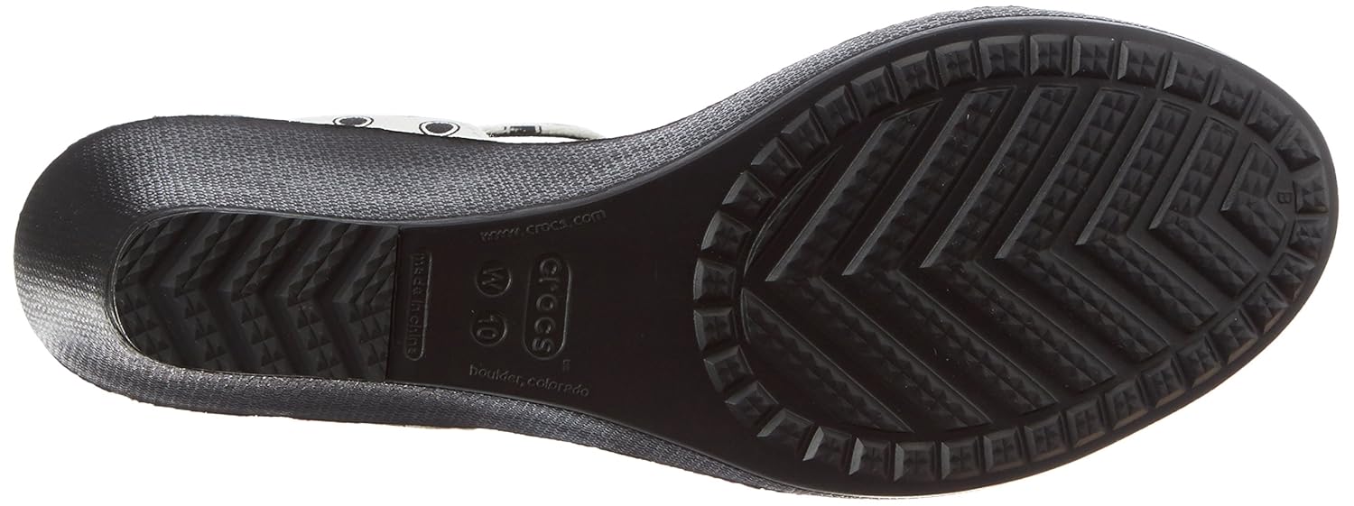 crocs women's fashion sandals