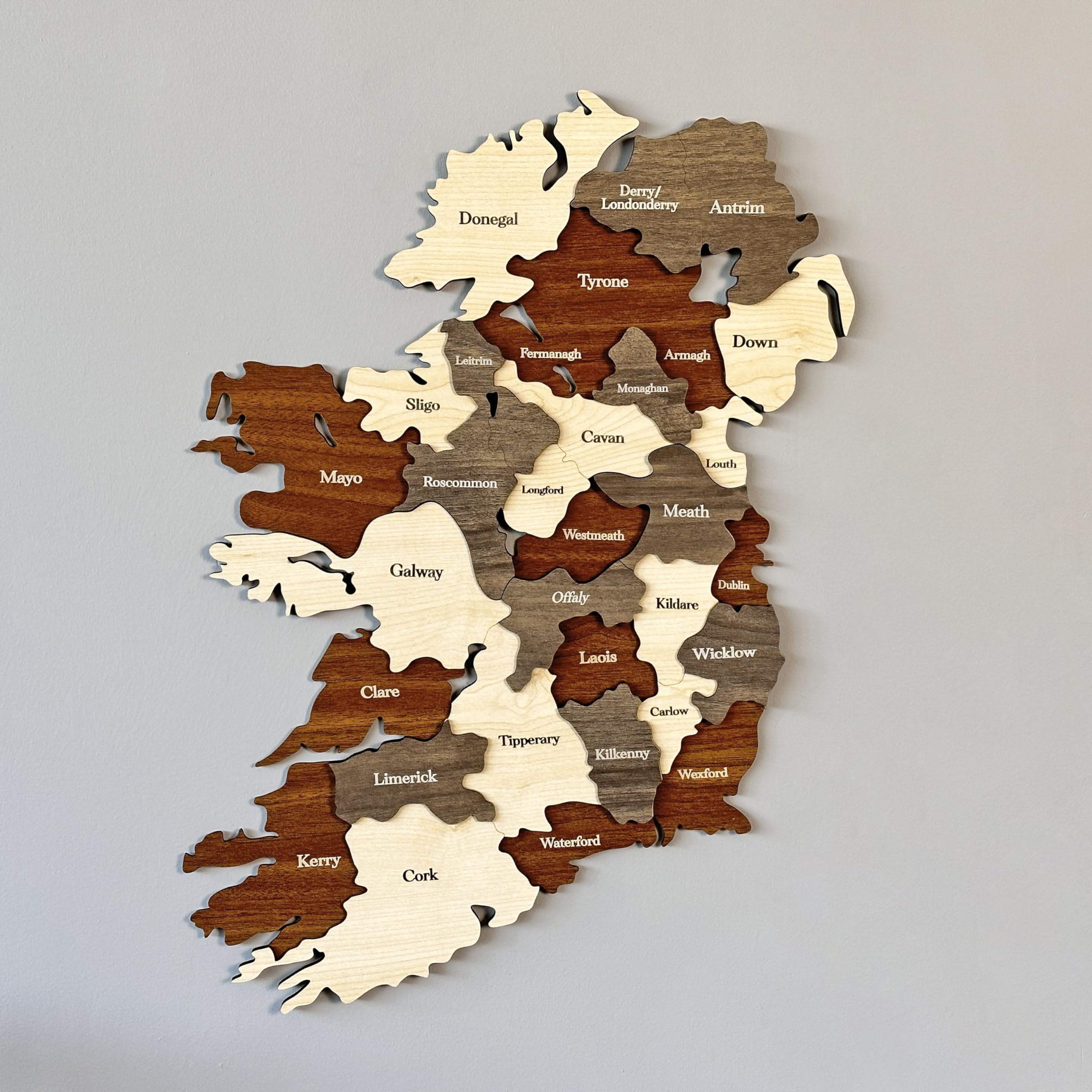 Colorfull Worlds Multilayered Wooden 3D Ireland Wall Art, Gift for Irish Friend, Ireland Wooden Wall Decor, Wall Art for Traveller (40x31 cm | 15.7x12.2 inches)