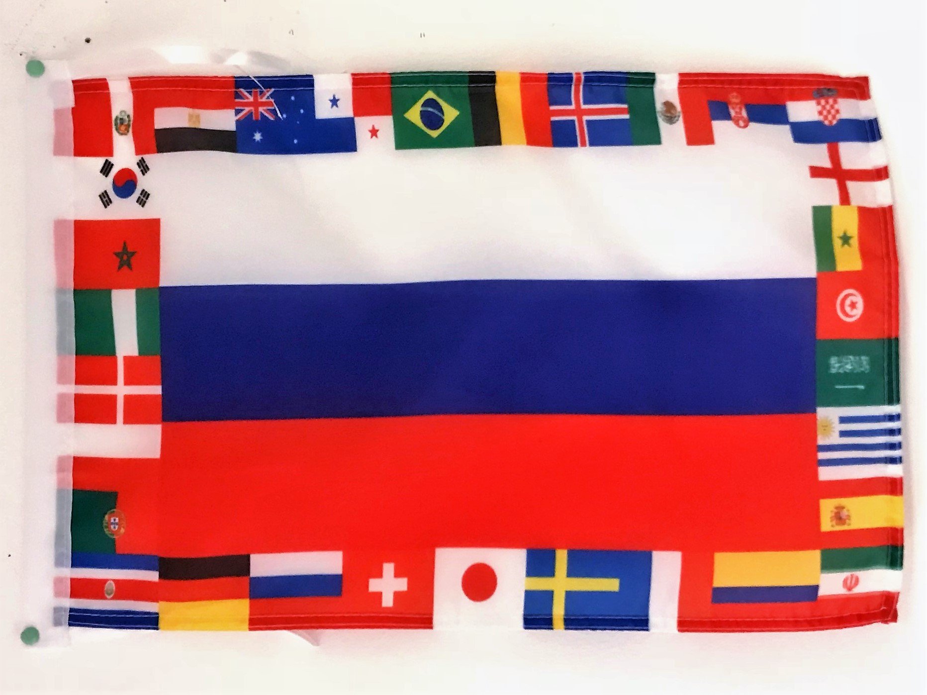 Drapeau Russie Coupe du Monde de Football 2018 32 Équipes avec Cordelettes, 45cm x 30cm