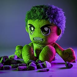 Bleacher Creatures Marvel Hulk 8" Kuricha Sitting