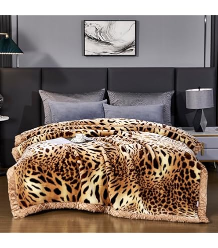 Amazon.com: LGYKUMEG 9lbs Heavy Fleece Plush Blanket Queen Size 79