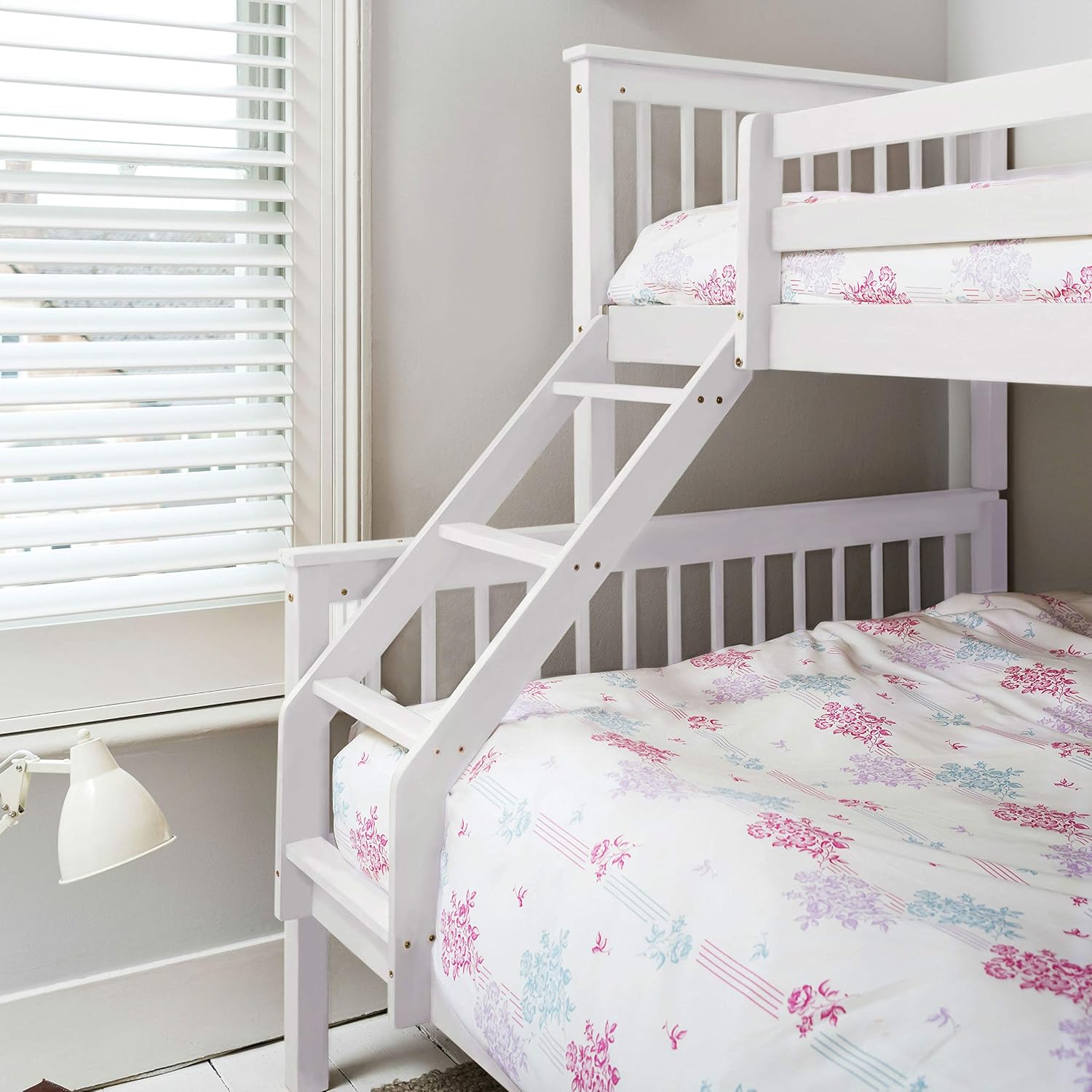 noa and nani bunk beds