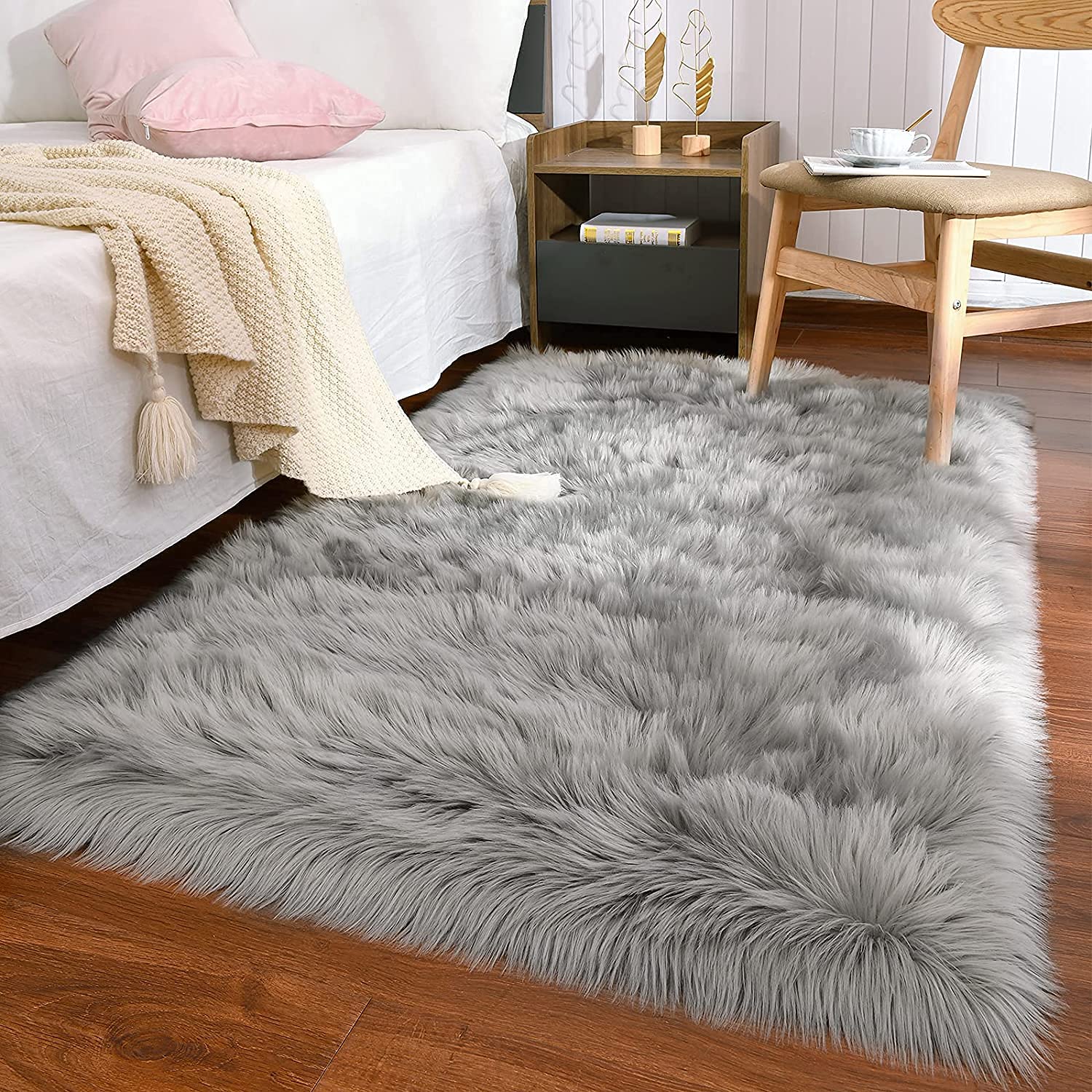 HLZDH Faux Lambskin Rug Luxurious Soft Artificial Wool Carpet for Living Room Bedroom Bathroom Sofa Chair Cushion (Rectangular Grey, 120 X 75 CM)