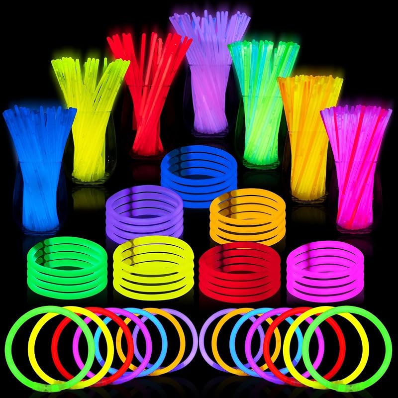 JOYIN 100 Pcs Glow Sticks 8in Glowsticks Party Accessories 7 Colors