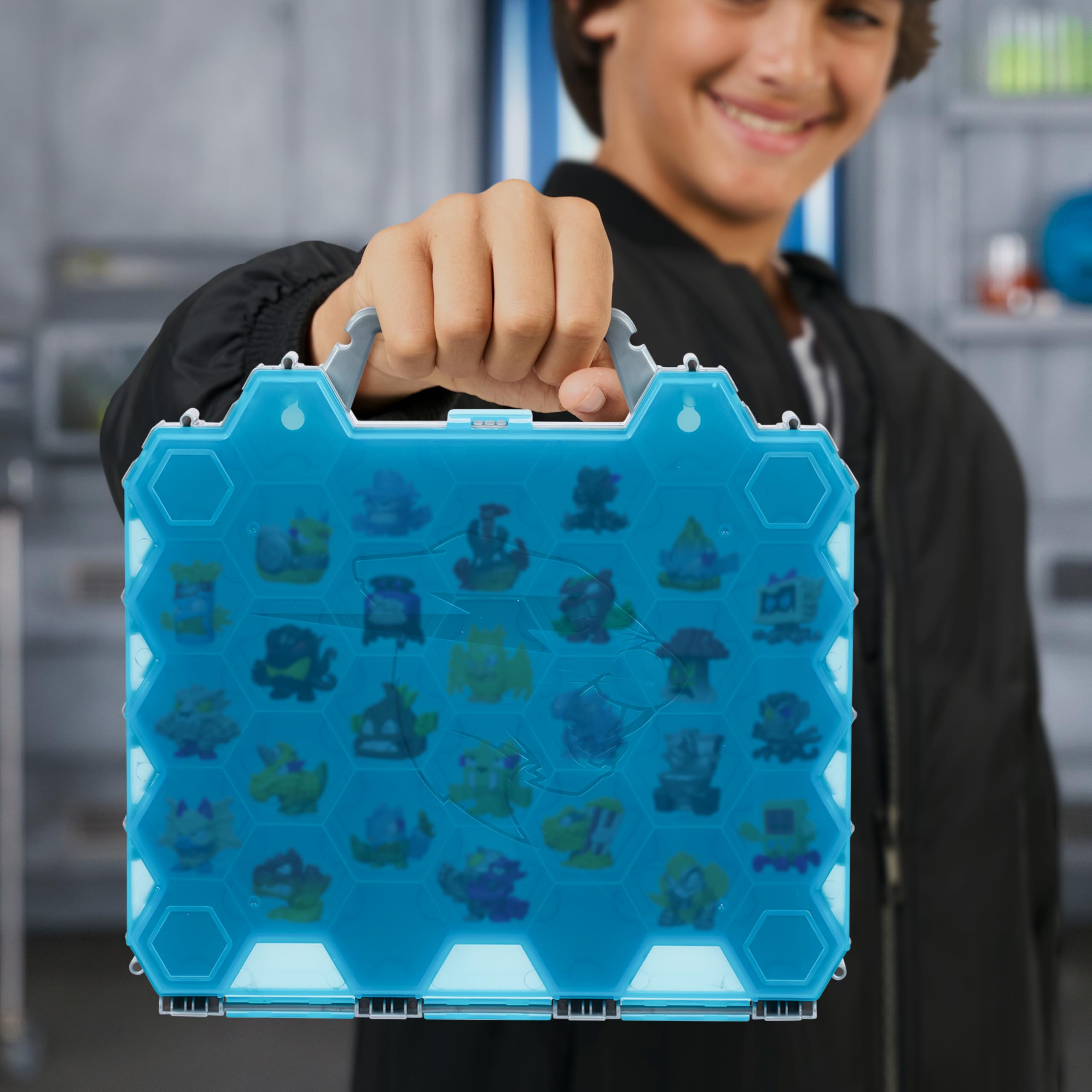 MRBEAST LAB MrBeast Hive Collector Pack Holds 70+ Micro Beasts, with 26 Micro Beasts Including 2 Exclusive Glow-in-The-Dark Swarms, 26 Stickers and 2 Fusion Caps to Continue to Build Out Your Own