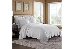 Historic Charleston Charleston Estate Modern Farmhouse Floral Matelasse Bedspread with Scalloped Edges, 100% Cotton Breathable Bedding, Full/Queen, White Floral