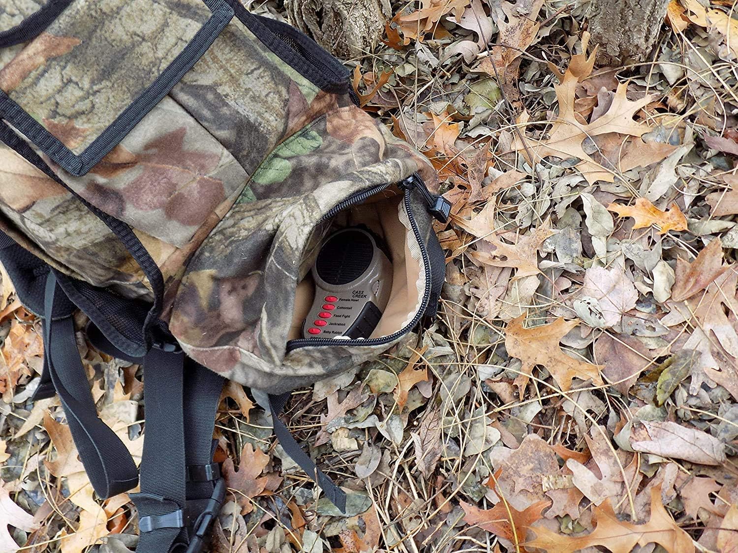 Cass Creek Ergo Predator Call, Handheld Electronic Game Call, CC010, Compact Design, 5 Calls In 1, Coyote Call, Expert Calls for Everyone : Predator Calls And Lures : Sports & Outdoors