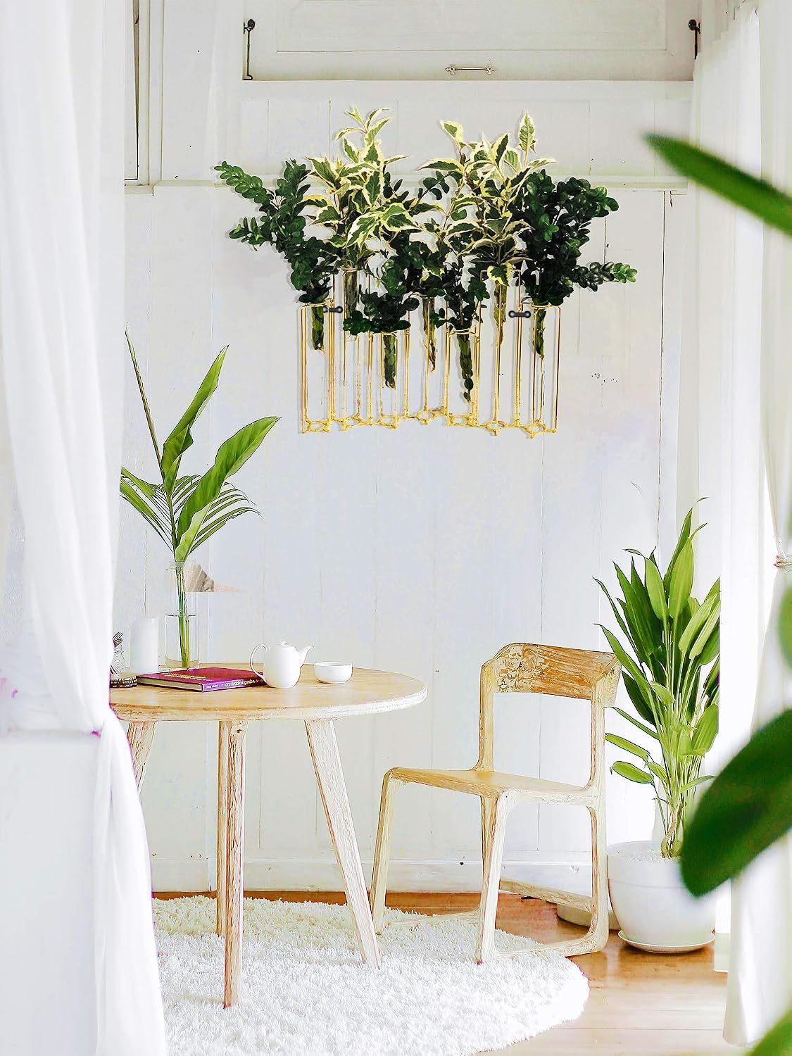 Lollici Gold Metal Flower Vase with 7 x Glass Test Tubes - Linked together as one vase - Image 5