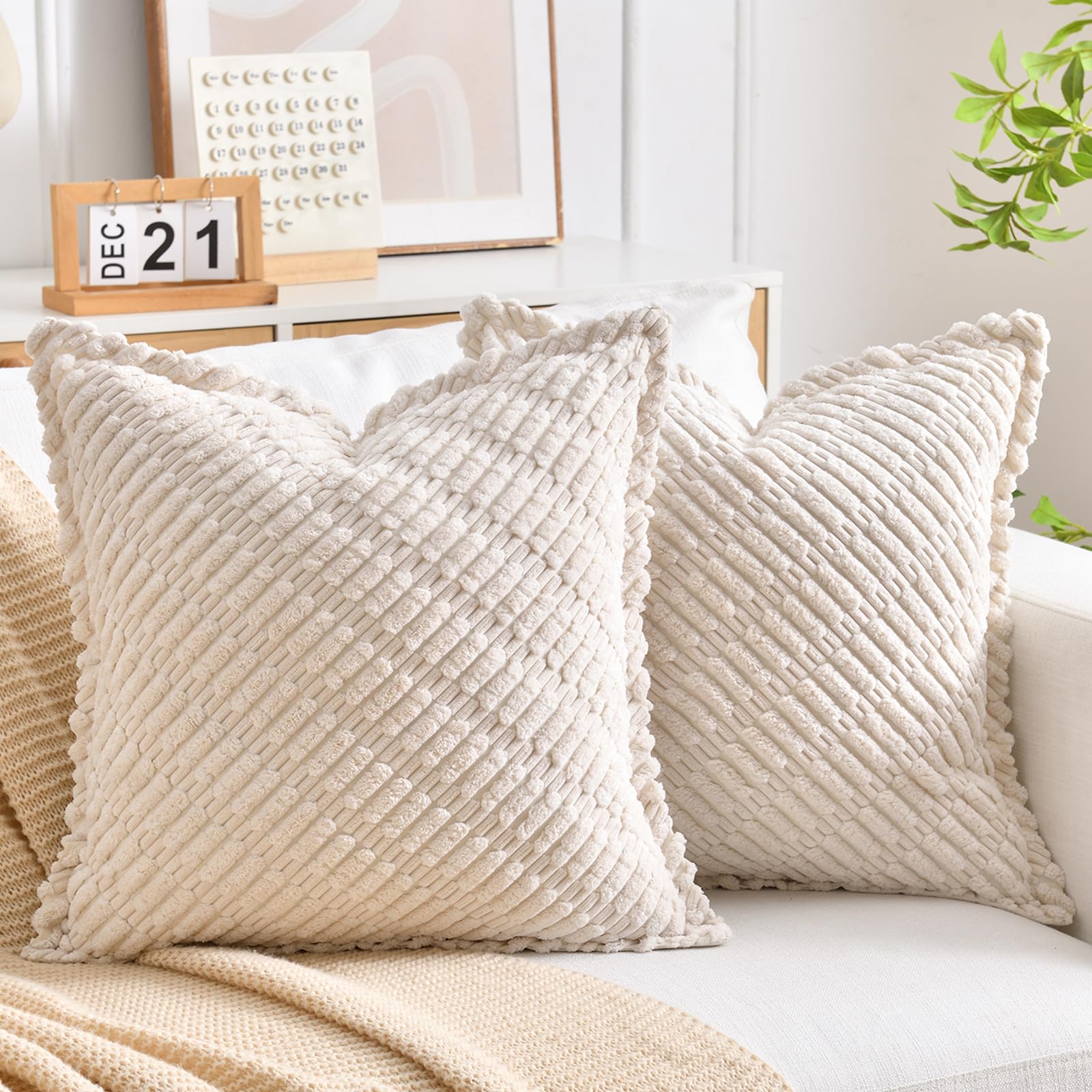LRartdeco Corduroy Cushion Covers Decorative Modern Throw Pillow Covers Soft Pillowcase Cushions for Home Decor Sofa Couch with Invisible Zipper 16x16 Inch Creme 40x40 cm