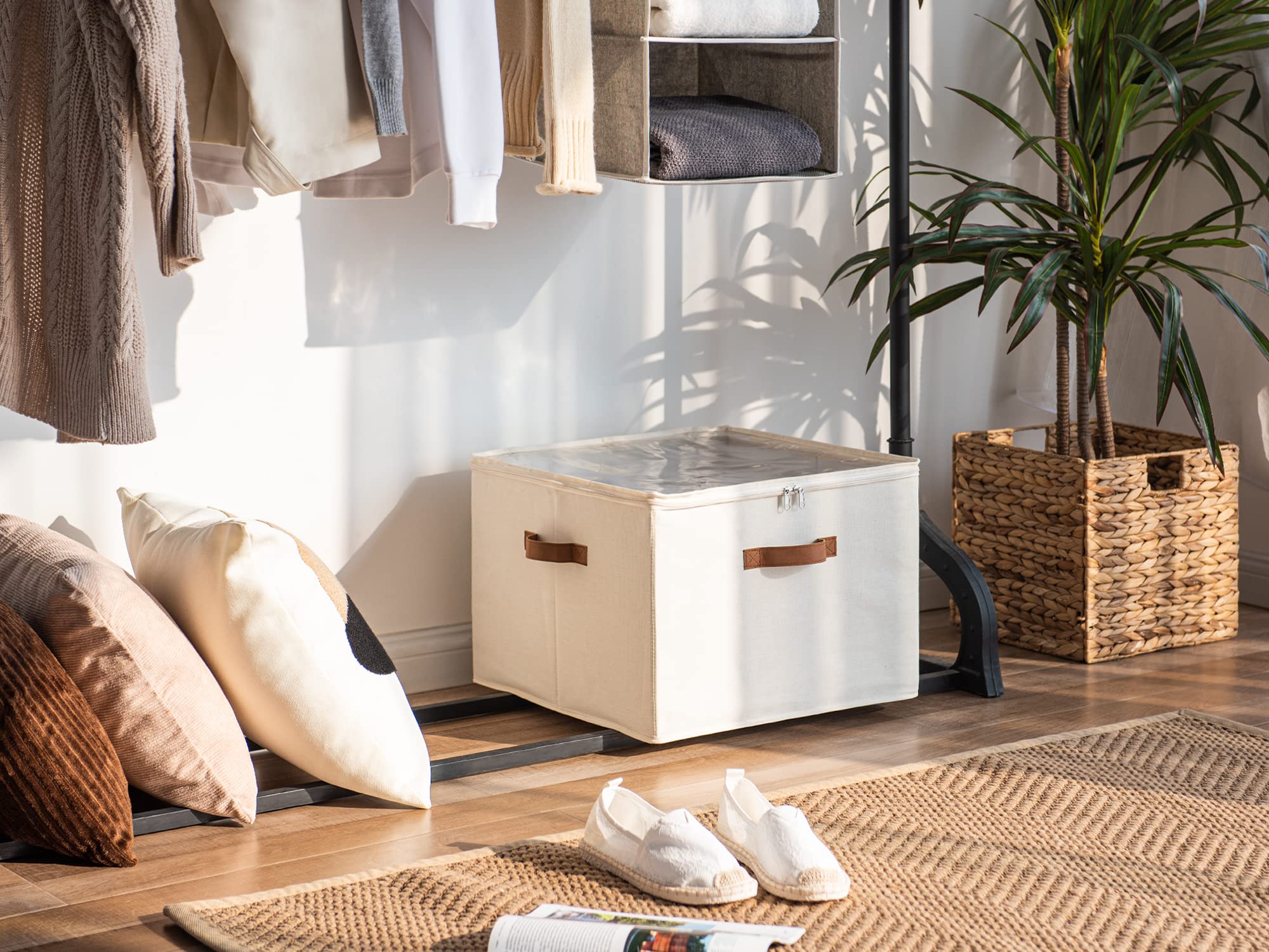 StorageWorks Schuh-Organizer für Schrank, große Schuhorganizer platzsparend für bis zu 16 Paar, Stoff-Schuhkisten mit Griff, stabiler Schuh-Organizer für Stiefeletten, Schuhboxen stapelbar, beige 7