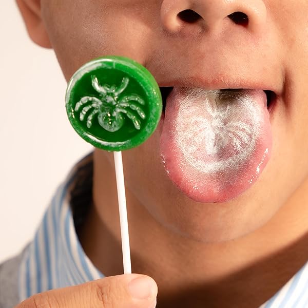 HALLOWEEN LOLLIPOP 24 PACK, HALLOWEEN CANDY BULK, SPIDER, PUMPKIN, AND BAT LOLLIPOPS INDIVIDUALLY WRAPPED, TRICK OR TREAT CANDY, FRUIT FLAVORS, FOR PARTY GOODY BAG FILLERS