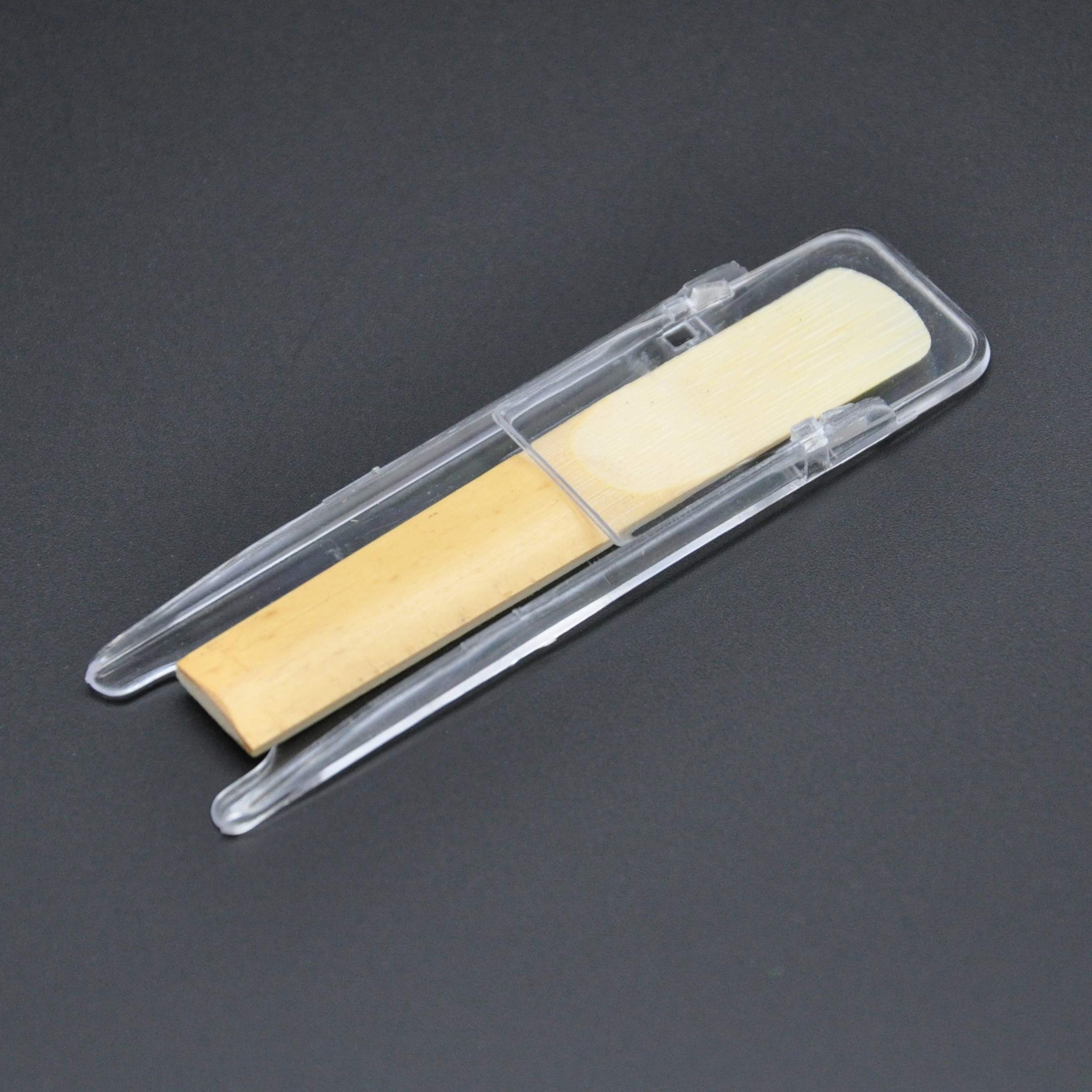 20 Soundman® Reeds for Clarinet (German Grip System) - Each with Reedgard - Clarinet Reeds (Strength 2.0)