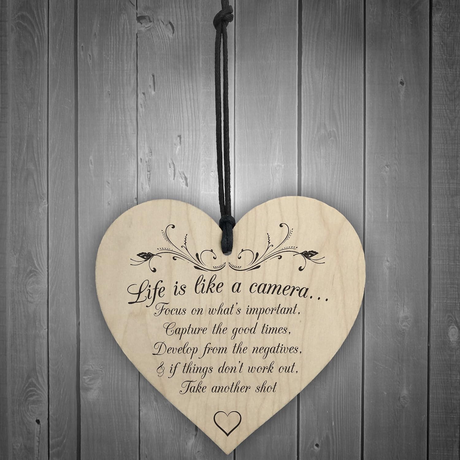 Red Ocean Life is Like A Camera Sign Plaque Gift Shabby Chic Wood Hanging Heart Thank You, 10 x 10 cm - Image 3
